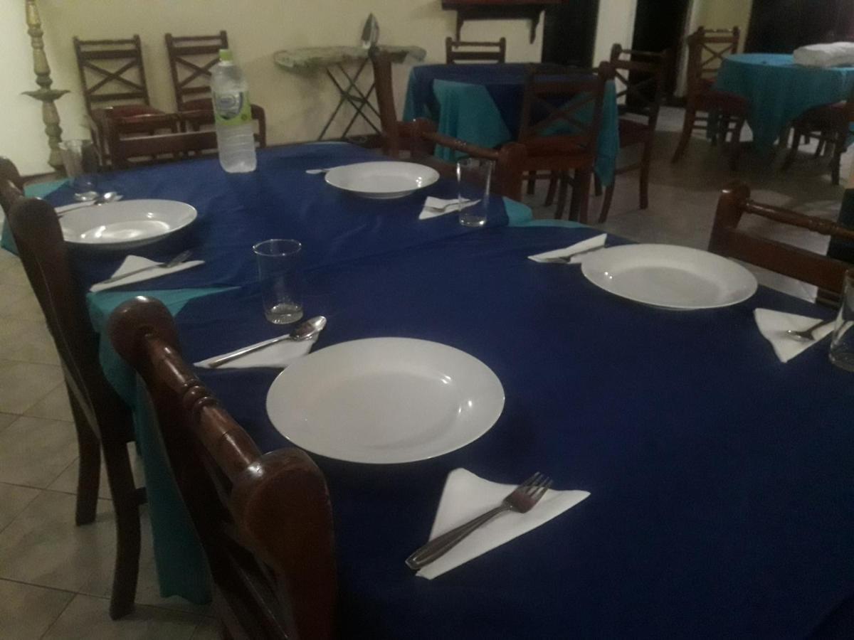 Hansika Guest Inn Buttala Екстер'єр фото