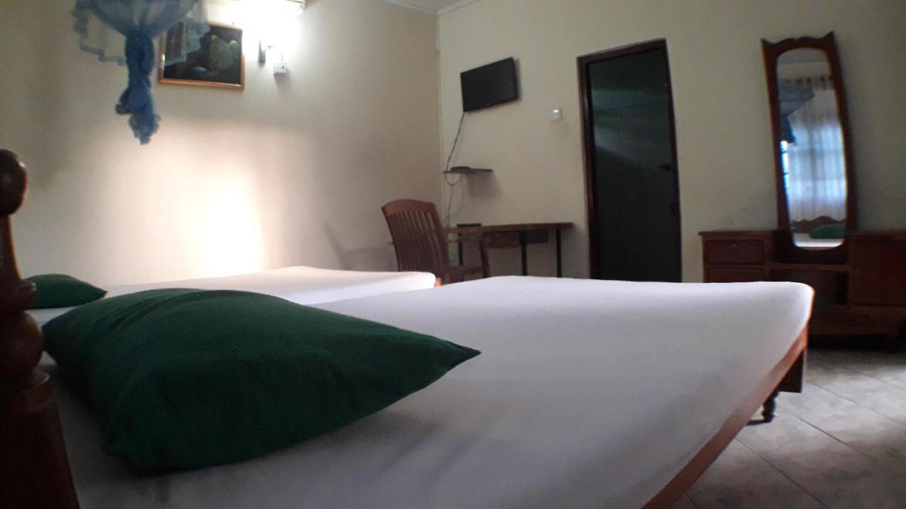 Hansika Guest Inn Buttala Екстер'єр фото